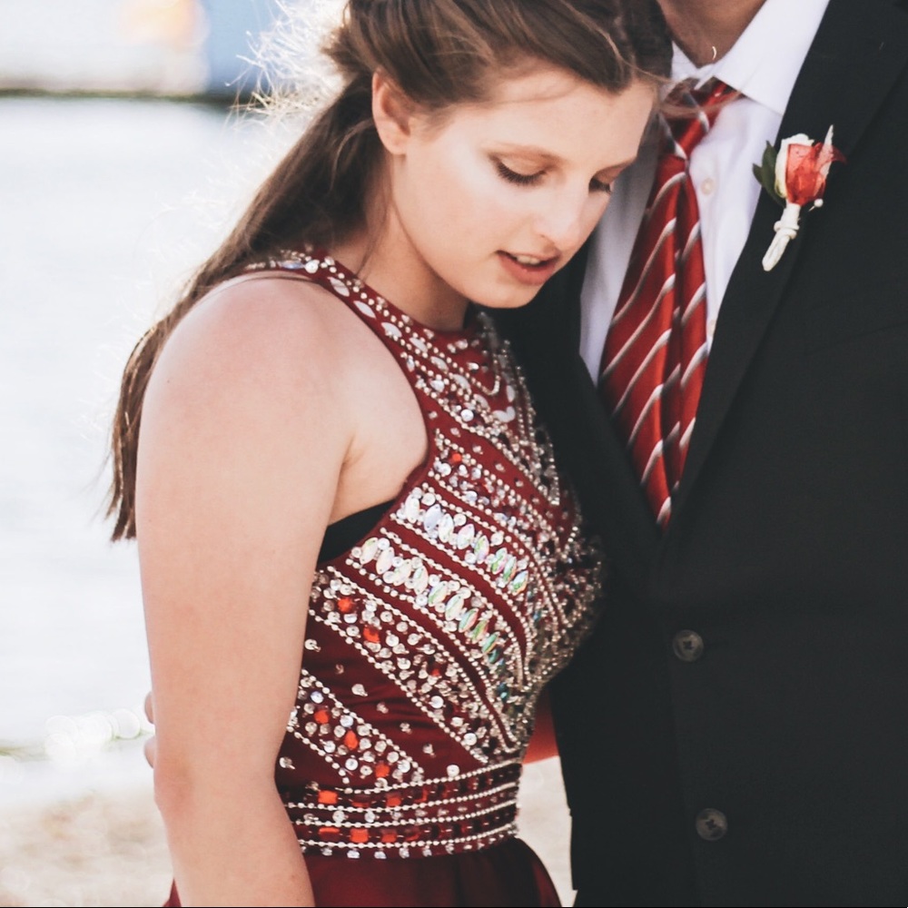 Red prom dress
